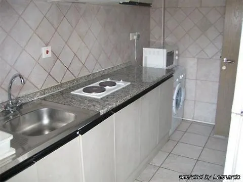 Al Deyafa Hotel Apartments Dubai Aparthotel