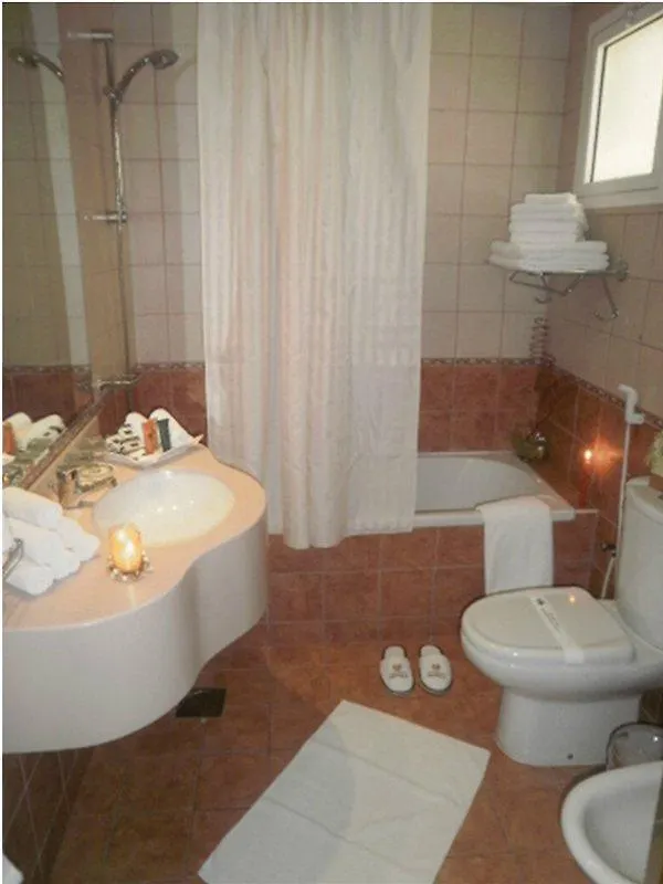 Al Deyafa Hotel Apartments Dubai 3*,